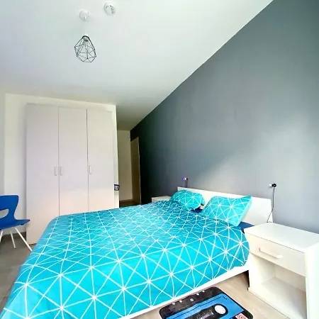 Central- Private En-Suite With Balcony In Shared Residence Pietà Exterior photo